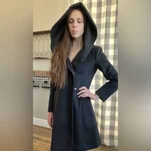 COLE HAAN PEA COAT SZ 4 GREY